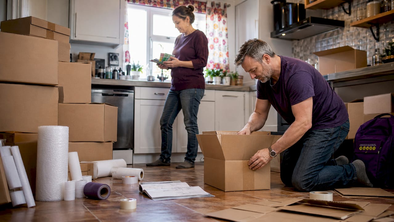 Examples of removal kits for efficient home moving